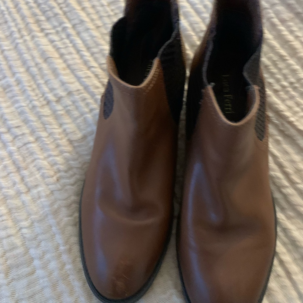 Elegant Brown Ankle Boots for Women